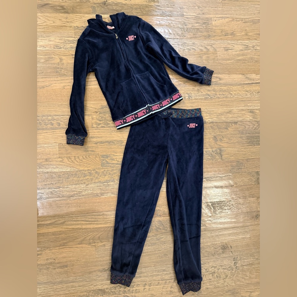 Girls Juicy Track Suit Size 7 Navy Blue